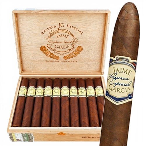 Cigars in a wooden box