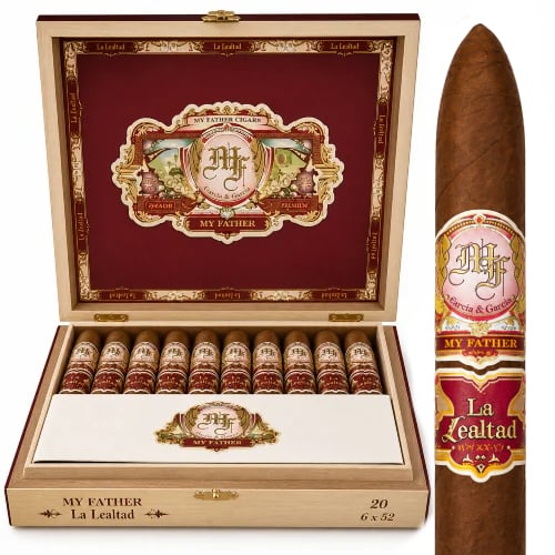Cigar box with La Lealtad cigars