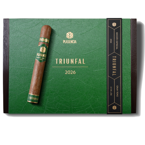 Plasencia Triunfal Cigar Review Cigar box with a single cigar