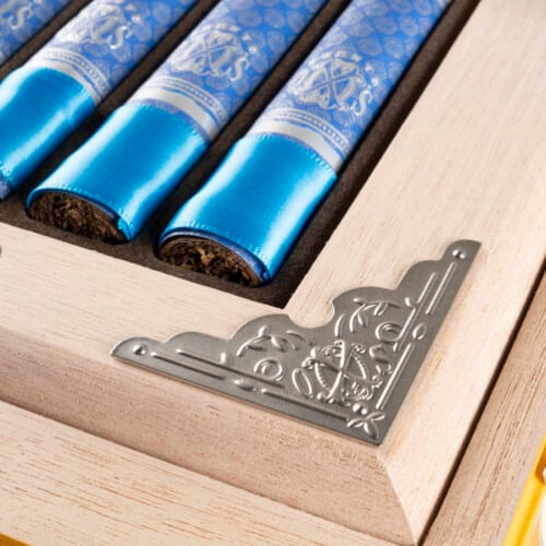 Fuente Opus X Society humidor quality